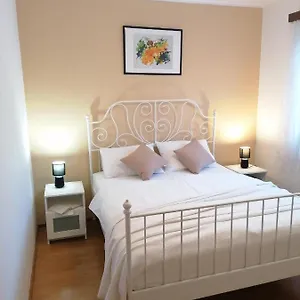 Apartment Mari, Funtana