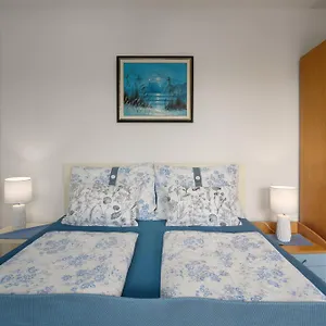 Apartment Budinjas, Funtana